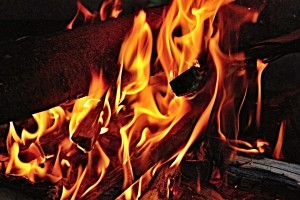 Topení dřevem